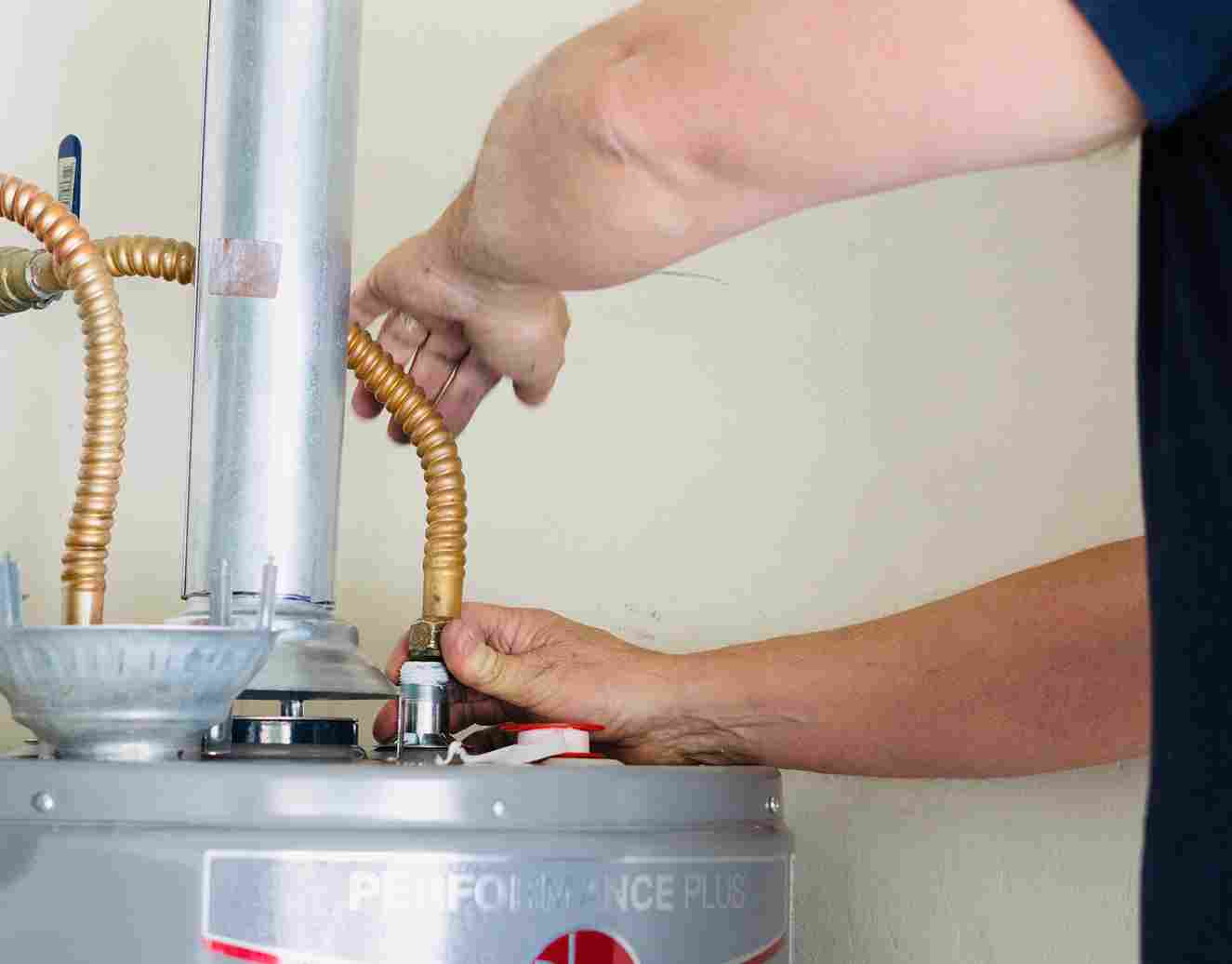 warning signs of hot water heater failure